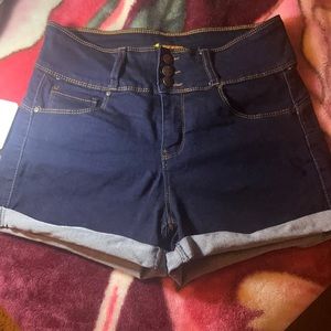 Wax jeans shorts